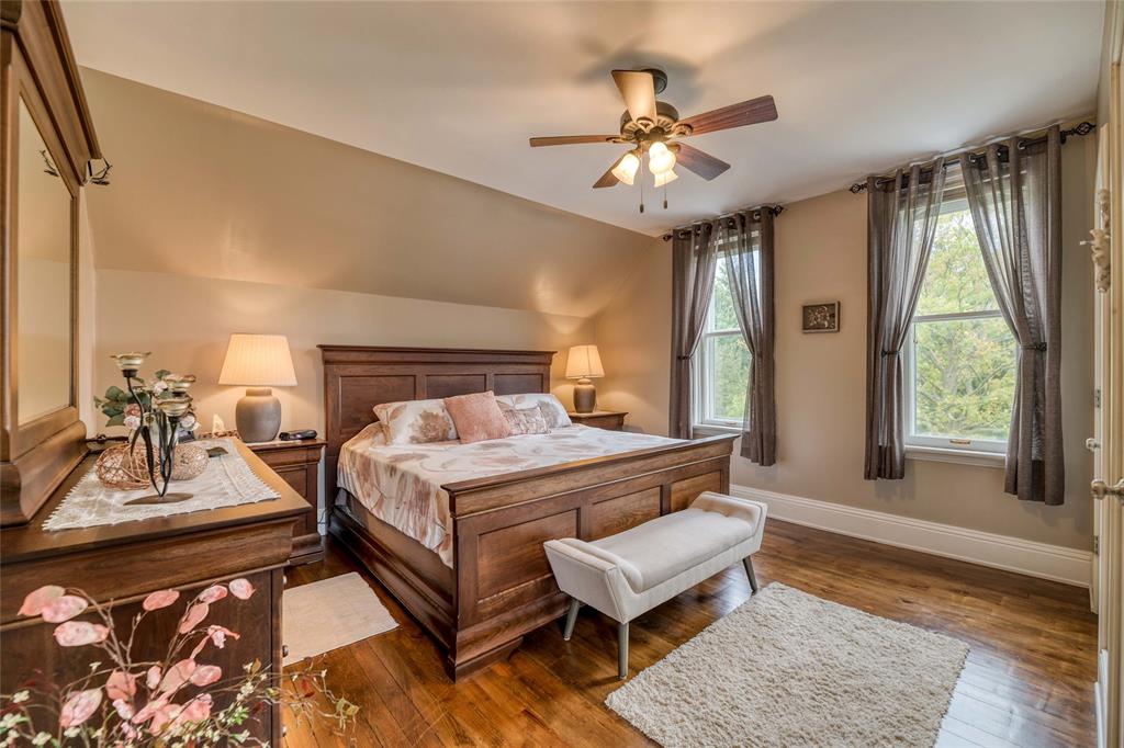 2694 MICHIGAN Line, Sarnia Ontario, Canada