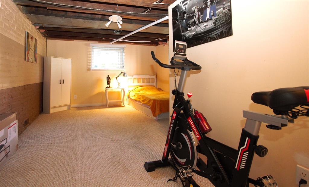 408 CROMWELL Street, Sarnia, Ontario, Canada