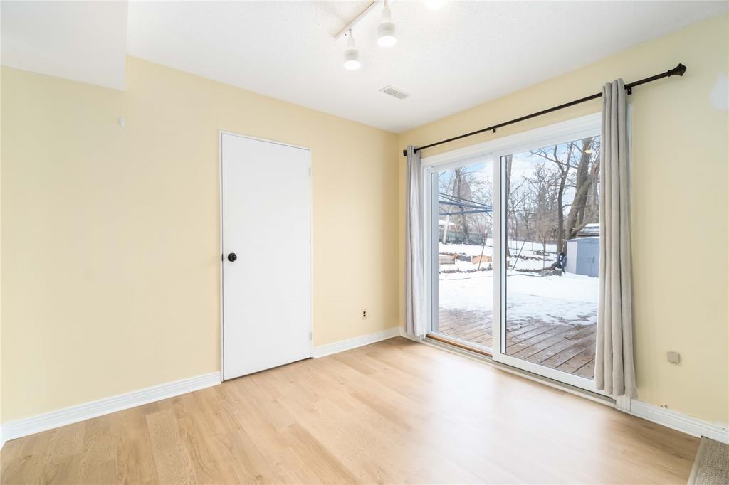 1647 MILLS Street, Sarnia, Ontario, Canada
