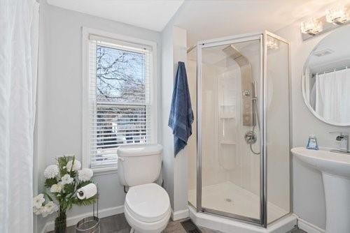 234 MACKENZIE Street North, Sarnia, Ontario, Canada