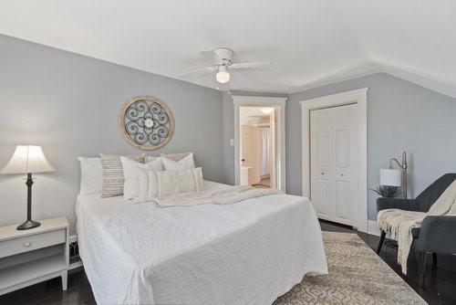 234 MACKENZIE Street North, Sarnia, Ontario, Canada