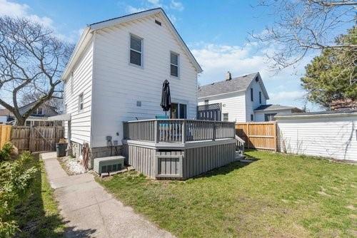 234 MACKENZIE Street North, Sarnia, Ontario, Canada