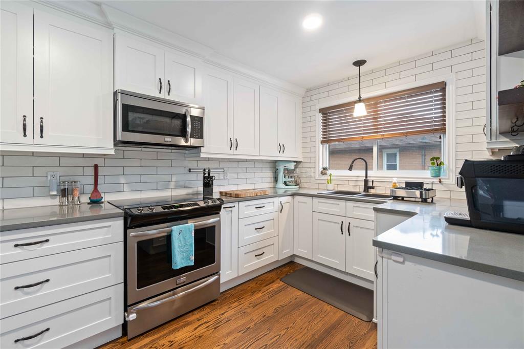 910 BRIARFIELD Avenue, Sarnia, Ontario, Canada