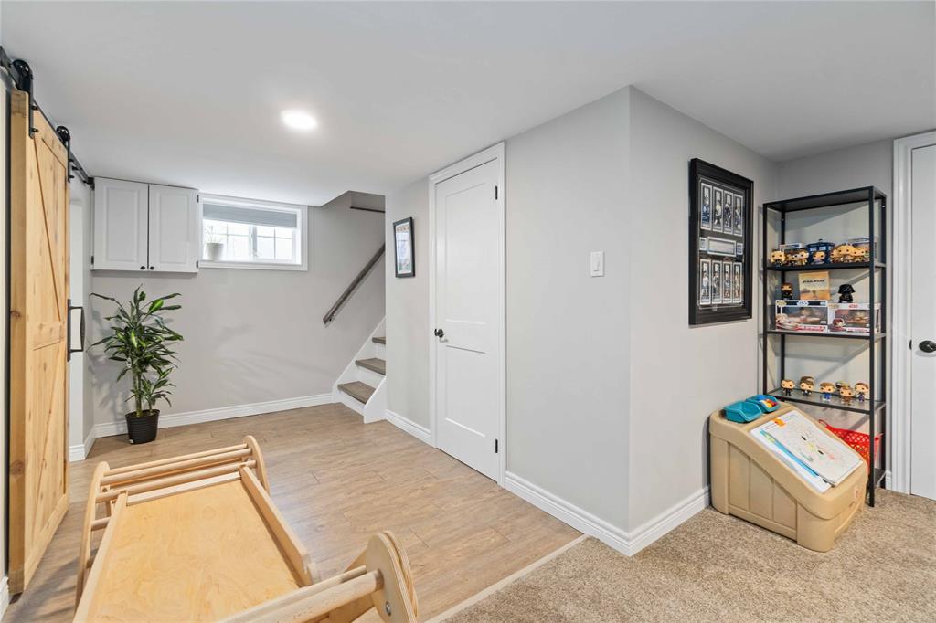 910 BRIARFIELD Avenue, Sarnia, Ontario, Canada