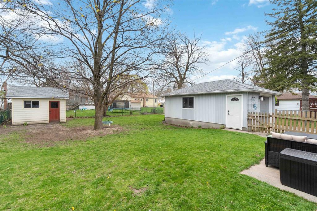 910 BRIARFIELD Avenue, Sarnia, Ontario, Canada