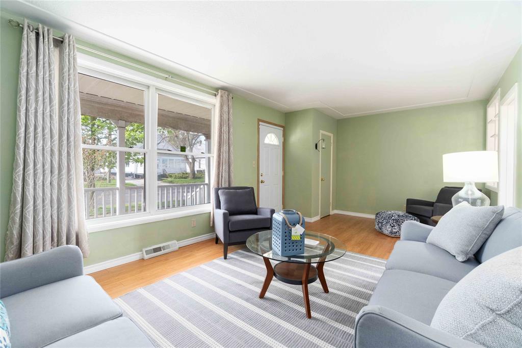 230 NELSON Street, Sarnia, Ontario, Canada photo 5