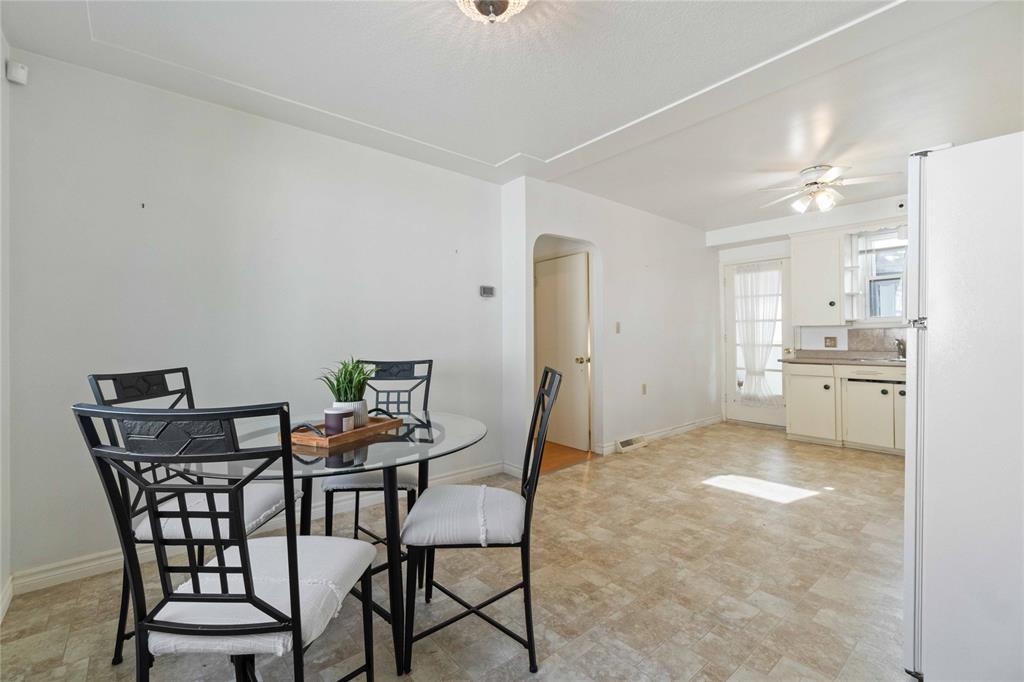 230 NELSON Street, Sarnia, Ontario, Canada photo 8