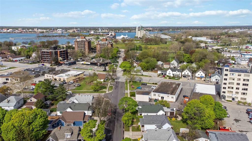 230 NELSON Street, Sarnia, Ontario, Canada photo 37