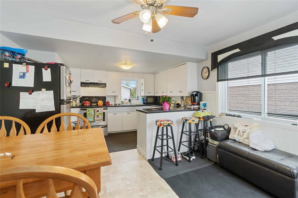 749 ALEXANDER Street, Sarnia, Ontario, Canada photo 3