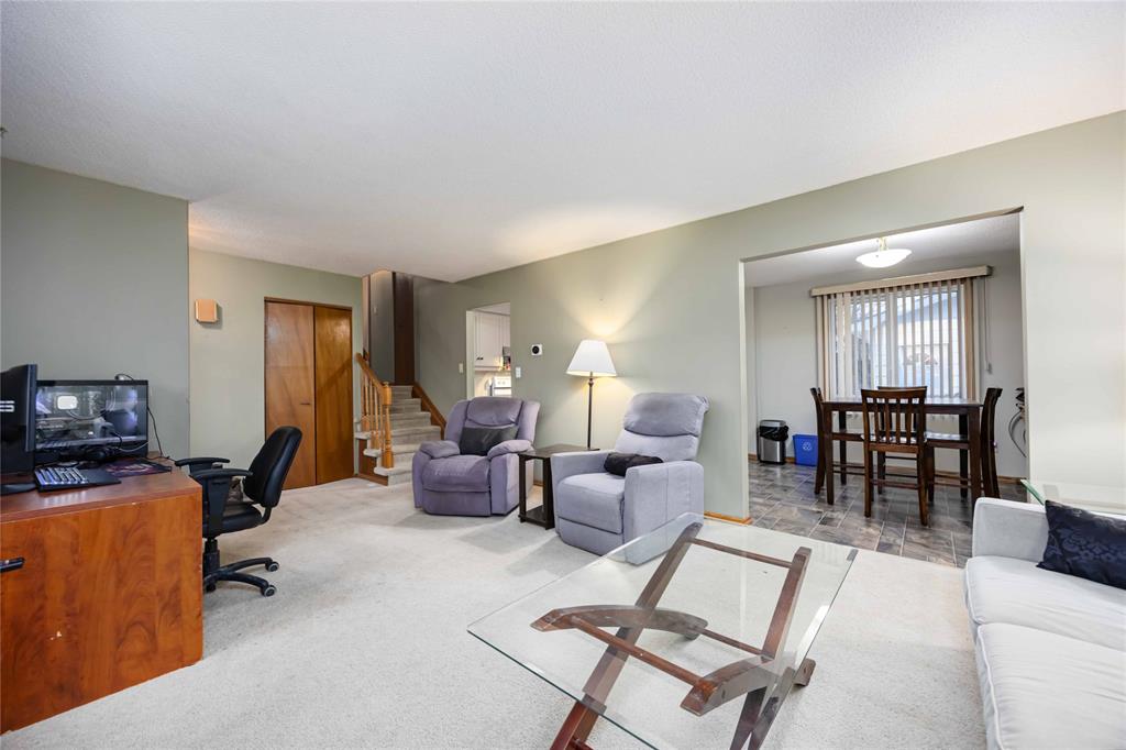 281 Clairwood Crescent, St. Clair, Ontario, Canada