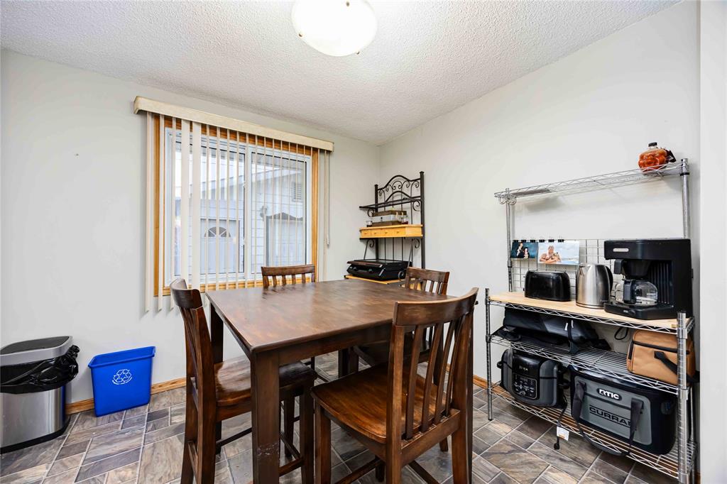 281 Clairwood Crescent, St. Clair, Ontario, Canada