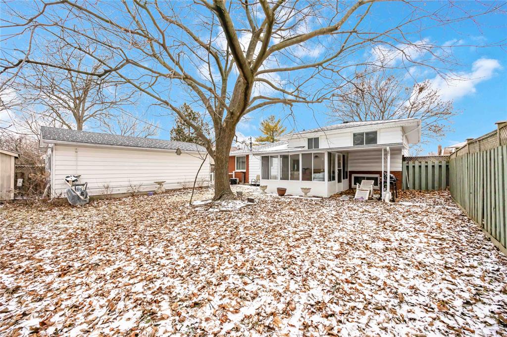 281 Clairwood Crescent, St. Clair, Ontario, Canada