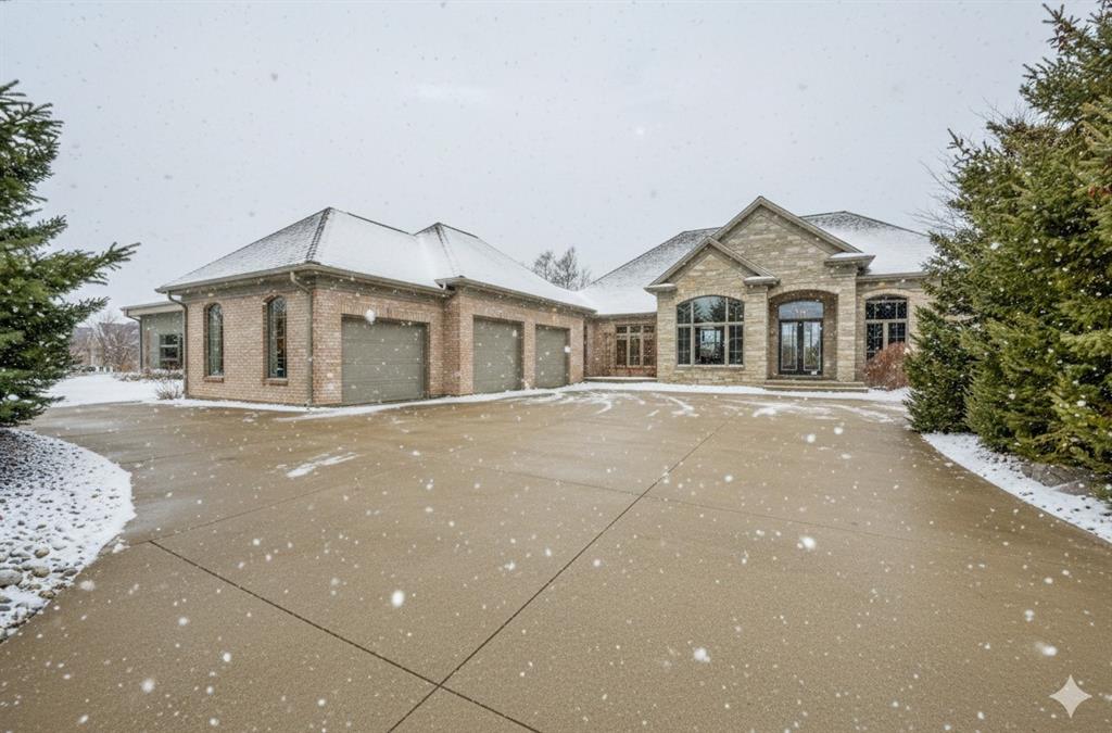 1671 MODELAND Road, Sarnia, Ontario, Canada photo 1