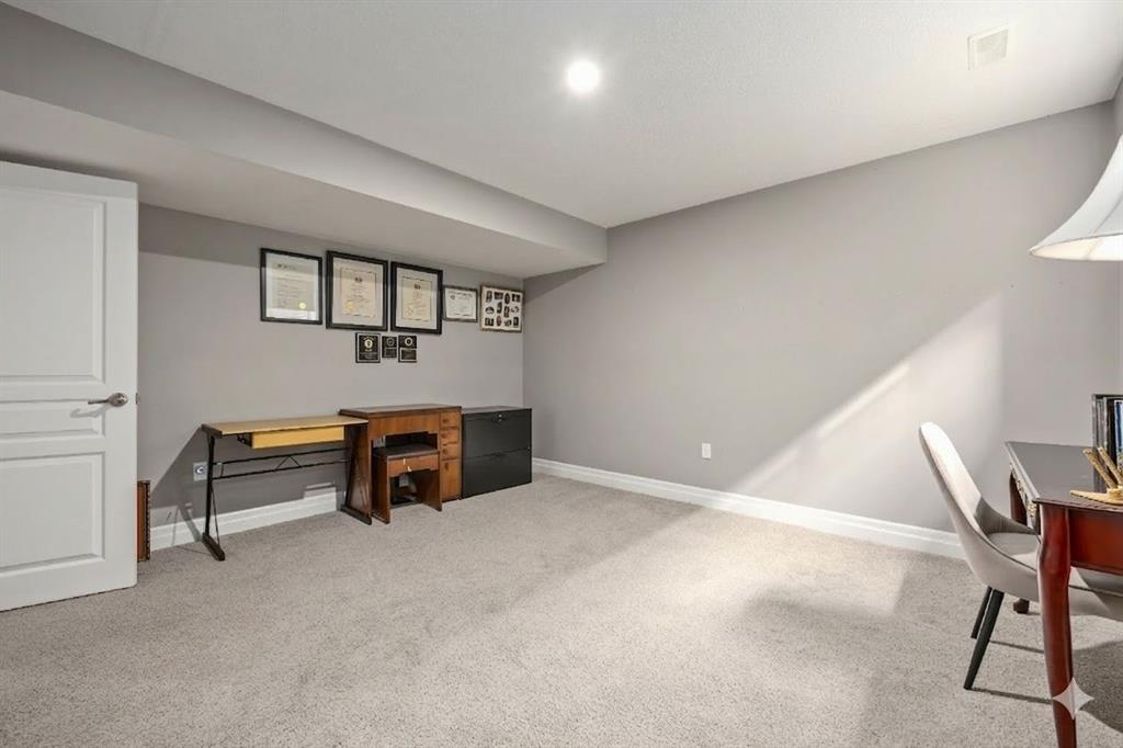 145 Lizucha Drive, Sarnia, Ontario, Canada photo 33