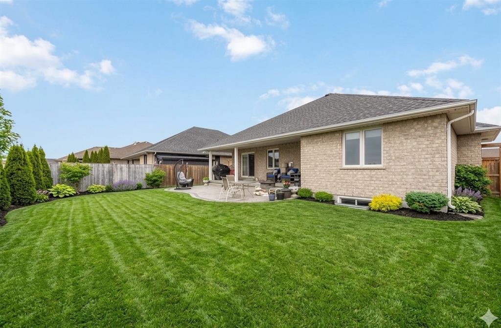 145 Lizucha Drive, Sarnia, Ontario, Canada photo 37