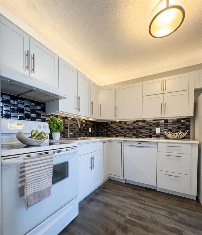 155 Front Street North Unit# 1207, Sarnia, Ontario, Canada photo 3