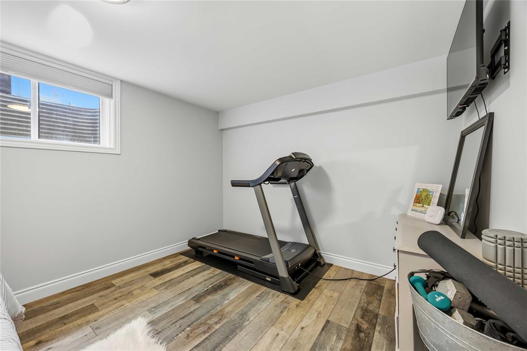 1000 Erica Court, Sarnia, Ontario, Canada photo 33