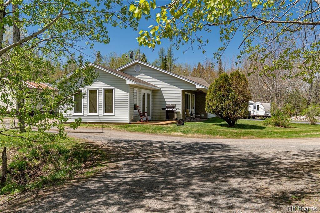 2 Greenhill Lake Road, Greenhill, New Brunswick, Canada