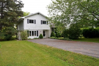 47 Dalgleish Avenue, Kingston Ontario, Canada