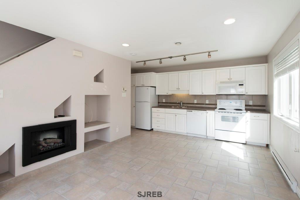 25 Frances Avenue Unit# 9, Rothesay New Brunswick, Canada