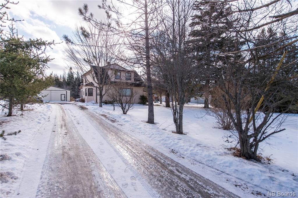 2398 Loch Lomond Road, Saint John New Brunswick, Canada