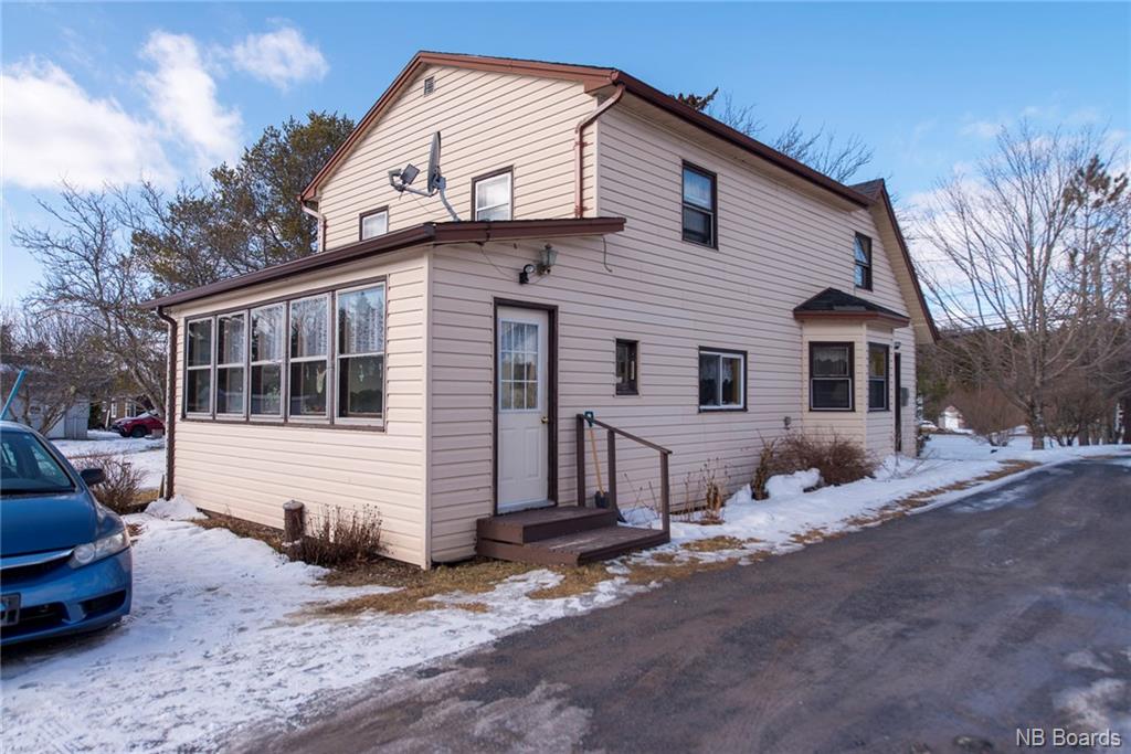 2398 Loch Lomond Road, Saint John New Brunswick, Canada