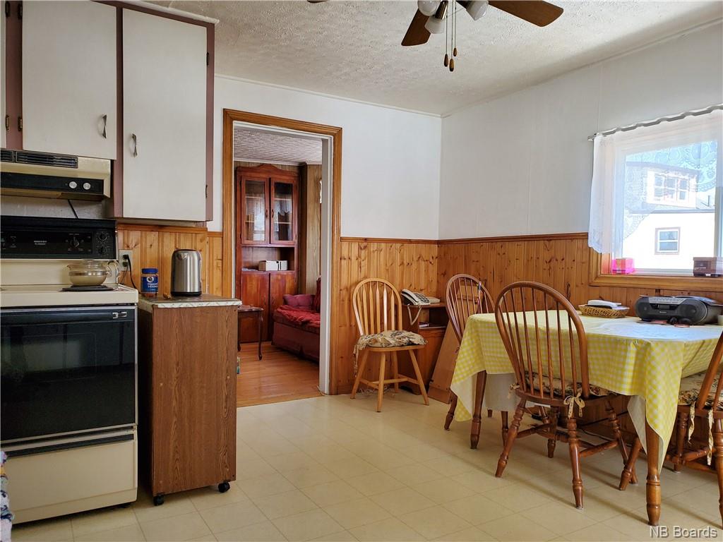2398 Loch Lomond Road, Saint John New Brunswick, Canada