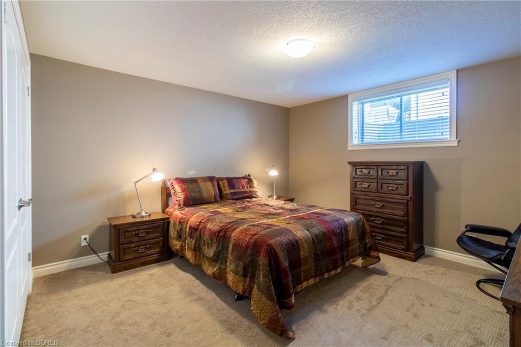 6 LYNNDALE Road, Simcoe, Ontario, Canada