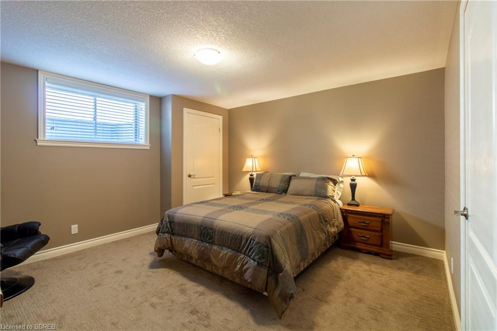 6 LYNNDALE Road, Simcoe, Ontario, Canada