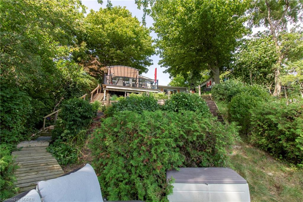 10 RAMONA Crescent, Port Dover, Ontario, Canada