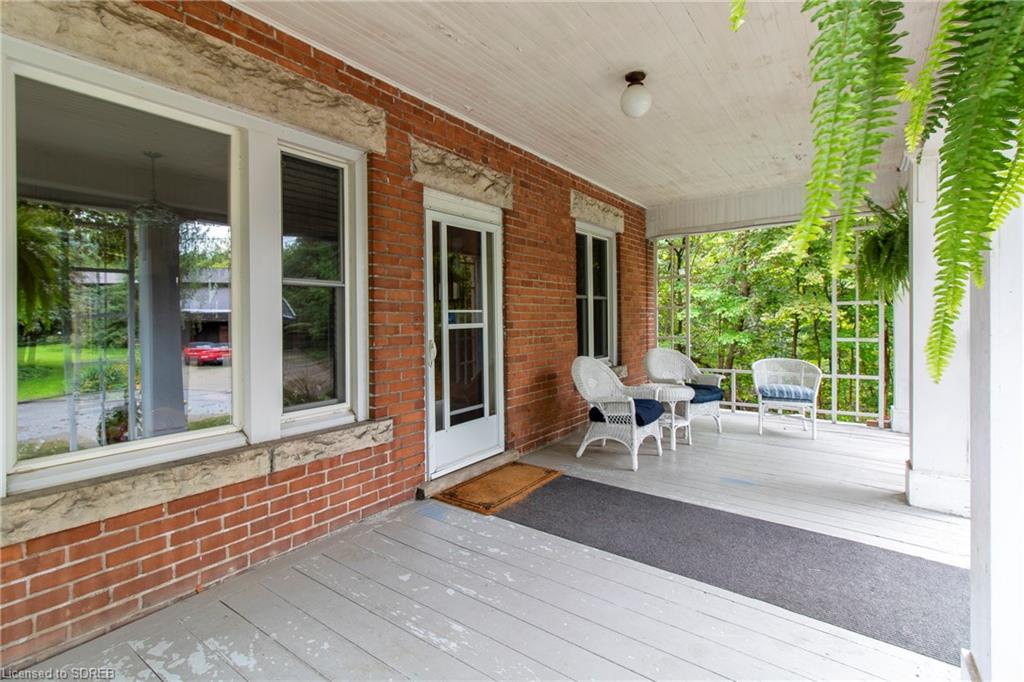 15 HUMBERSTONE Avenue, Brantford, Ontario, Canada