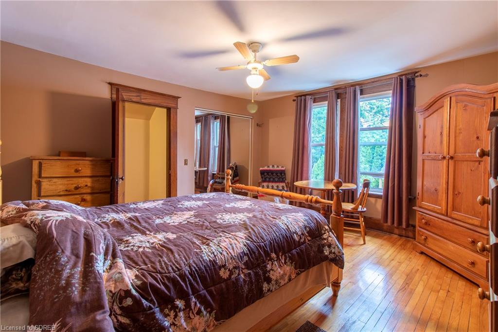 15 HUMBERSTONE Avenue, Brantford, Ontario, Canada