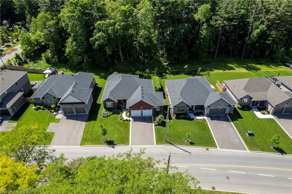 10 LYNNDALE Road, Simcoe, Ontario, Canada
