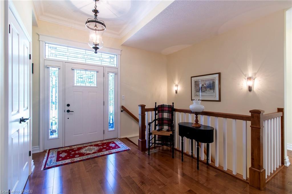 10 LYNNDALE Road, Simcoe, Ontario, Canada