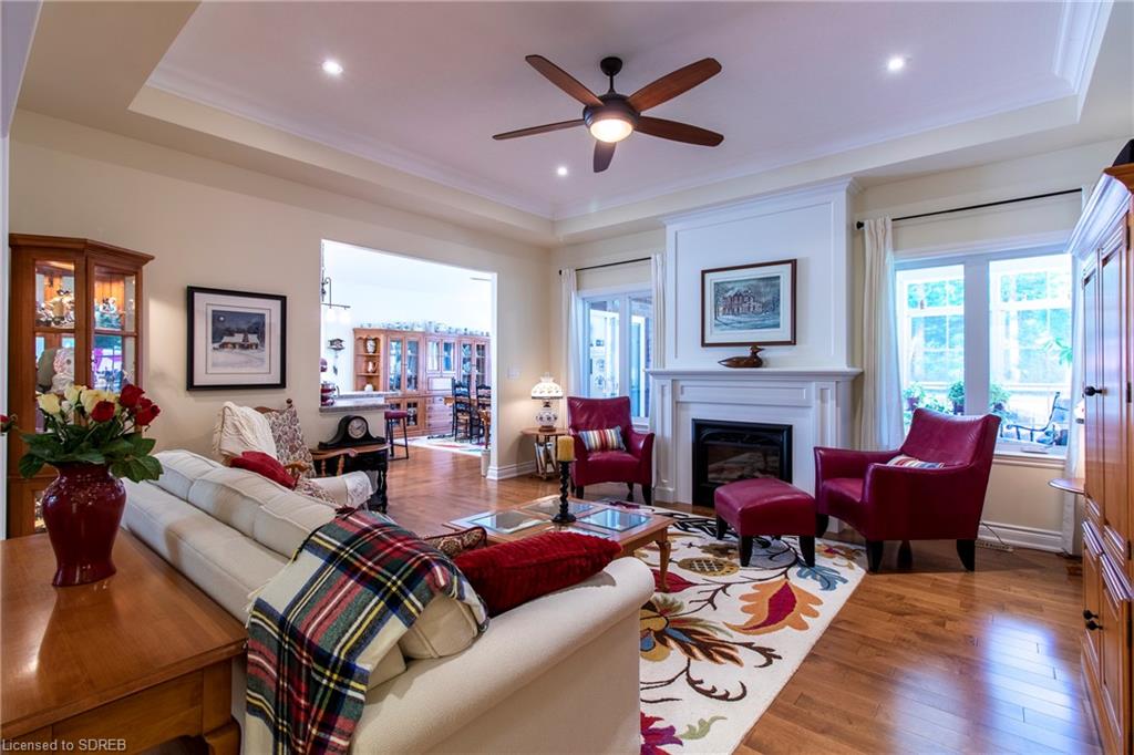 10 LYNNDALE Road, Simcoe, Ontario, Canada