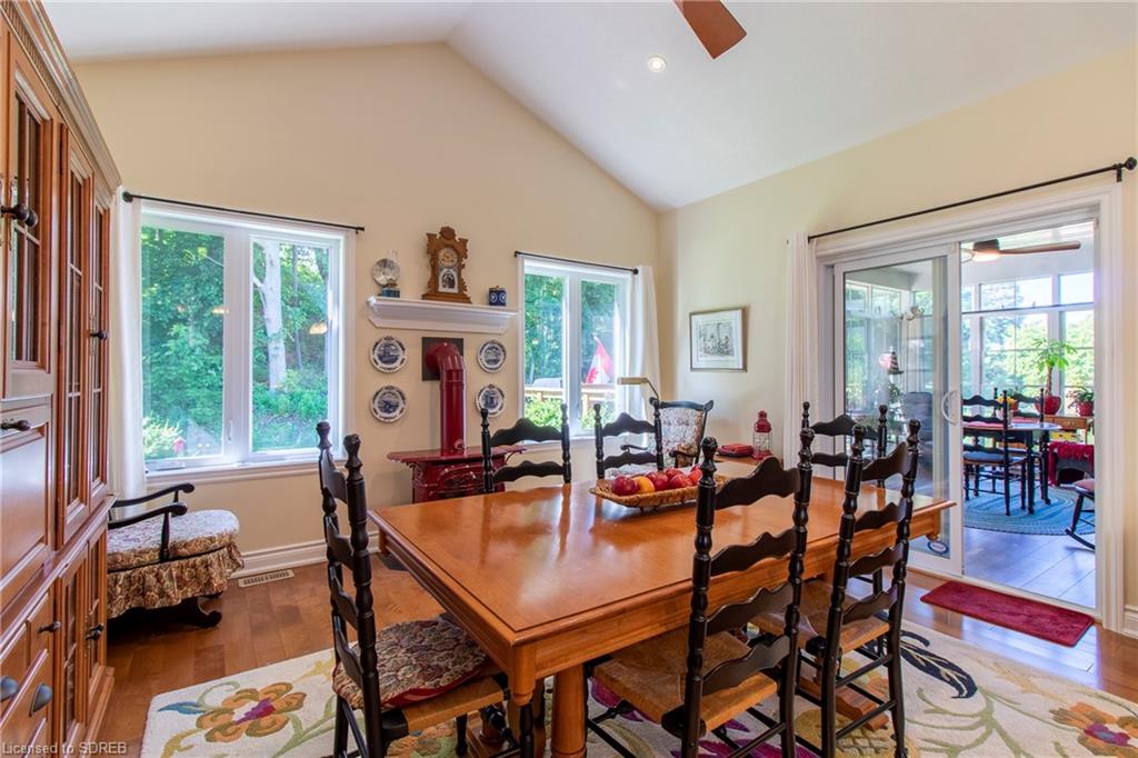 10 LYNNDALE Road, Simcoe, Ontario, Canada