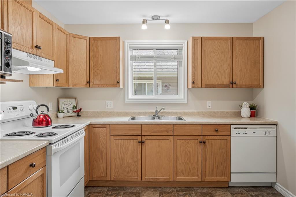 142 VIRGINIA Street, Kingston, Ontario, Canada