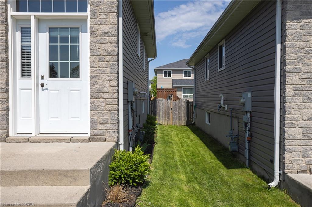 142 VIRGINIA Street, Kingston, Ontario, Canada