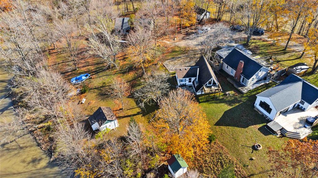 3968 DELMAGE Avenue, Plympton-Wyoming, Ontario, Canada