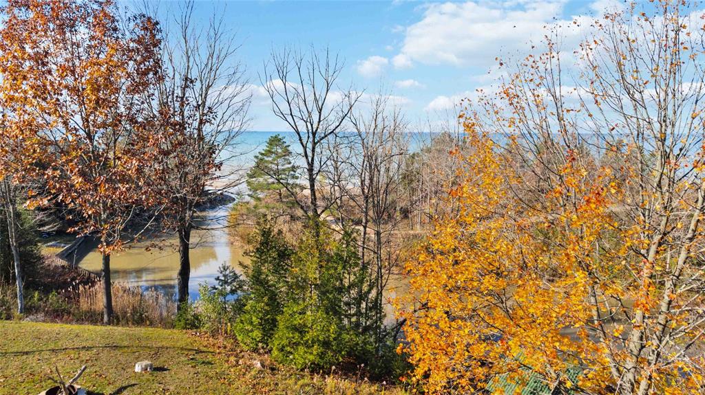 3968 DELMAGE Avenue, Plympton-Wyoming, Ontario, Canada