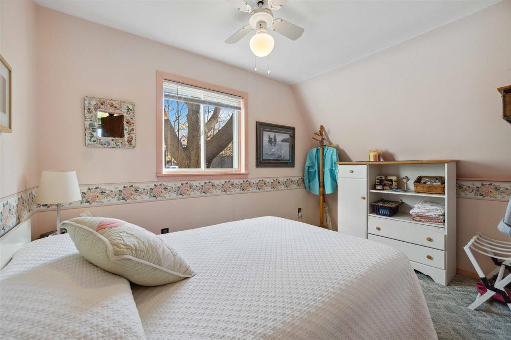 3968 DELMAGE Avenue, Plympton-Wyoming, Ontario, Canada