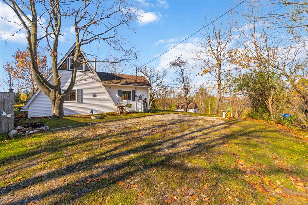 3968 DELMAGE Avenue, Plympton-Wyoming, Ontario, Canada