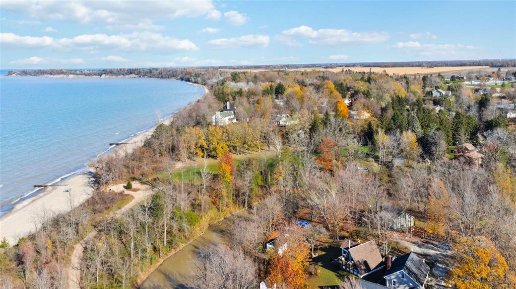3968 DELMAGE Avenue, Plympton-Wyoming, Ontario, Canada