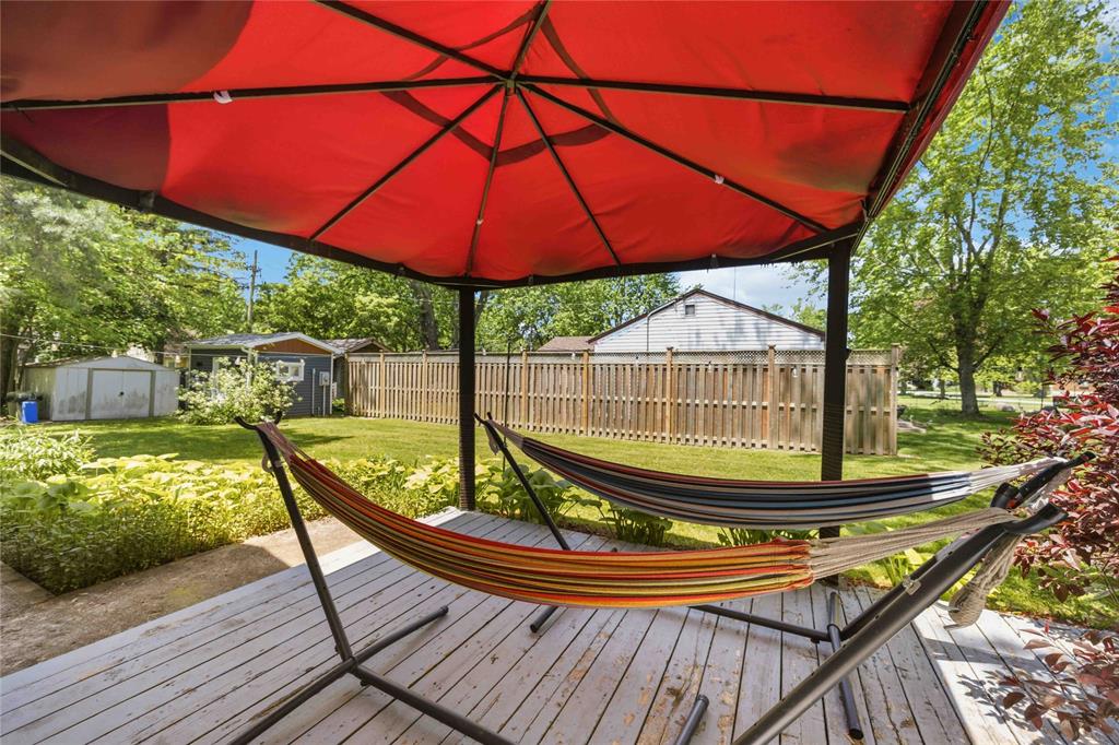 7801 KEN Street, Plympton-Wyoming, Ontario, Canada photo 4