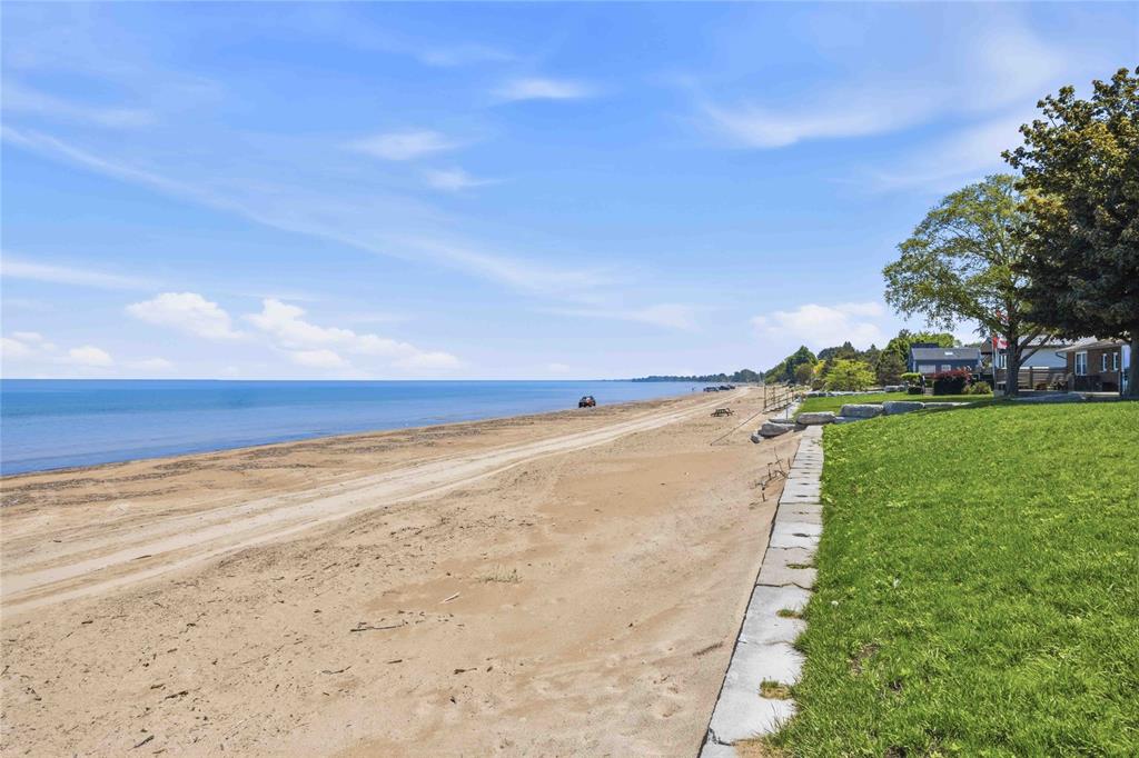 9648 WAKEFIELD Street, Lambton Shores, Ontario, Canada photo 37