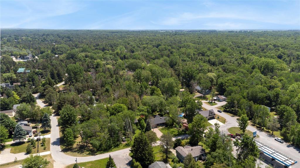 9648 WAKEFIELD Street, Lambton Shores, Ontario, Canada photo 38