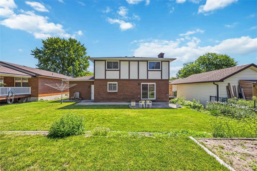 617 WINCHESTER Crescent, Sarnia, Ontario, Canada photo 36