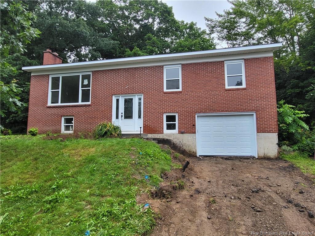 75 Foley Court, Fredericton New Brunswick, Canada