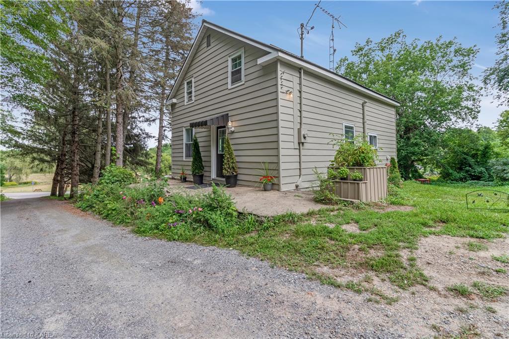 20 STEWART Street, Leeds & 1000 Islands Township, Ontario, Canada