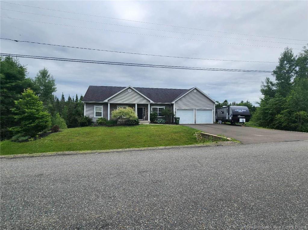 128 Eaglewood Drive, Hanwell New Brunswick, Canada